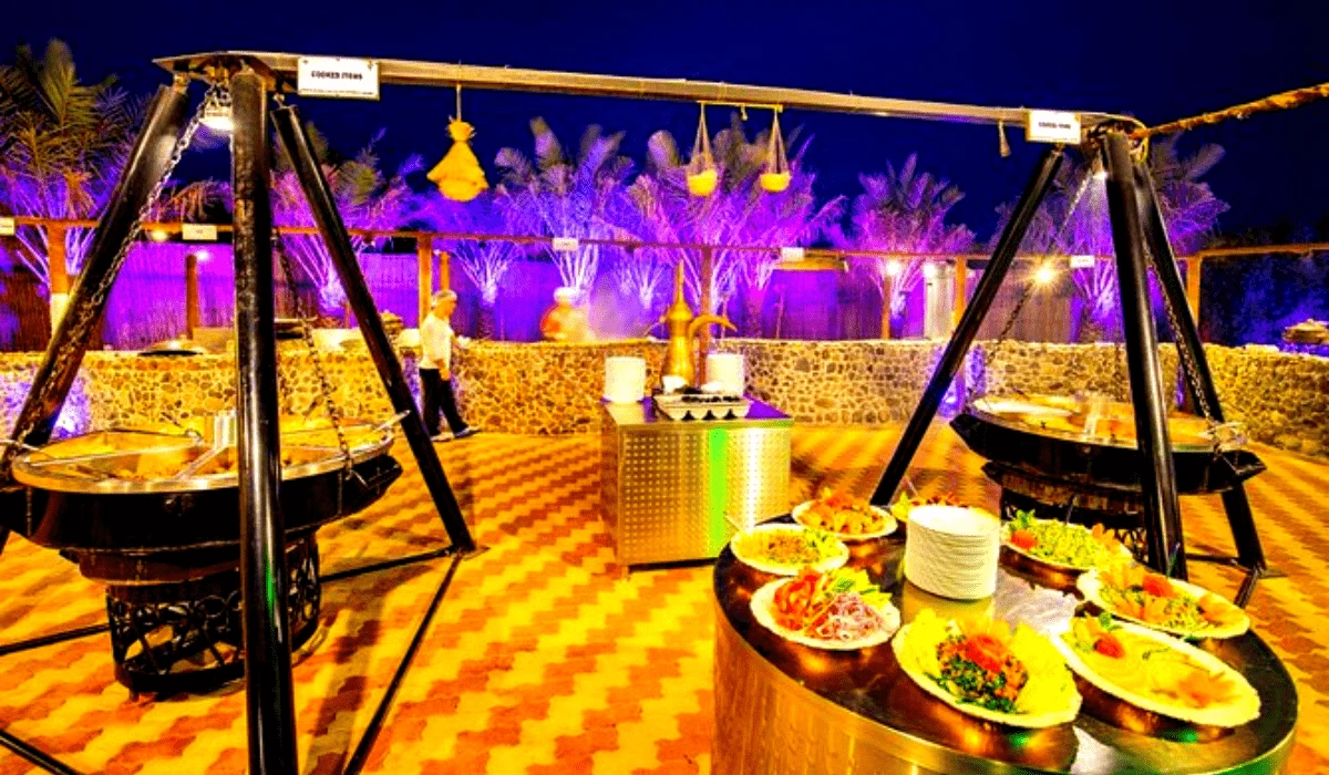 Dubai desert safari dinner